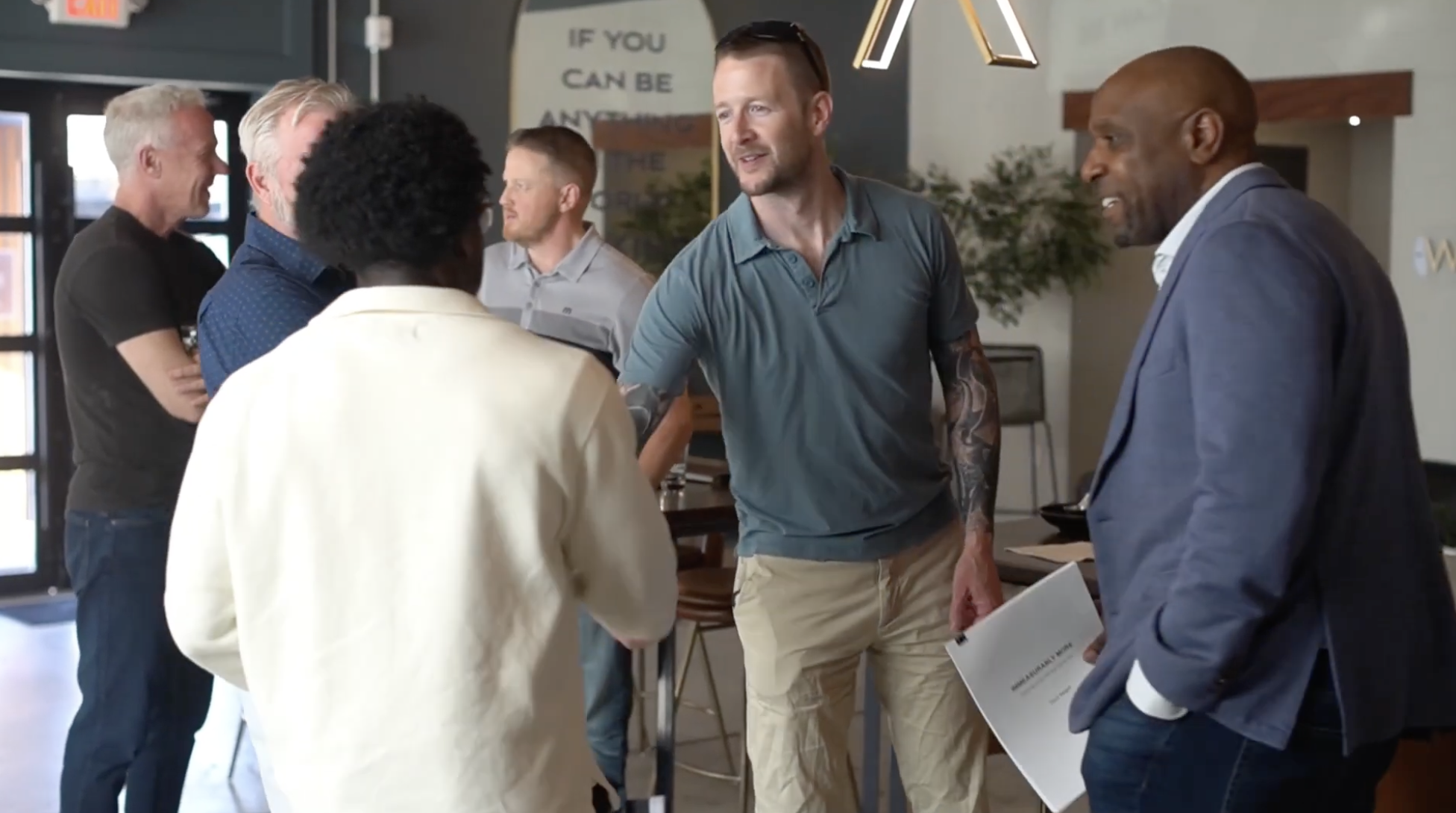 Leaders connecting after a Leaders on Tap gathering